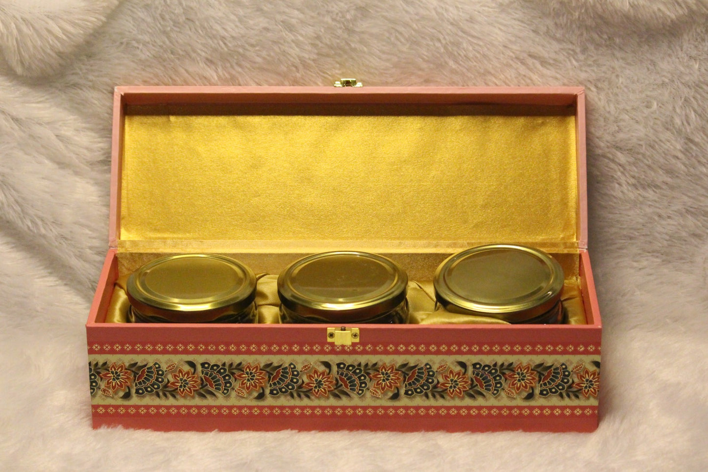 Trio Royal Gift Box – Premium Dry Fruit Collection
